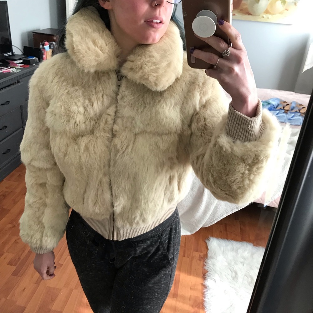 Vintage Rabbit Fur Coat - Picture 3 of 8